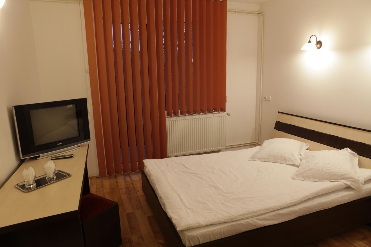 Hotel Romantik Balauseri Ngoại thất bức ảnh